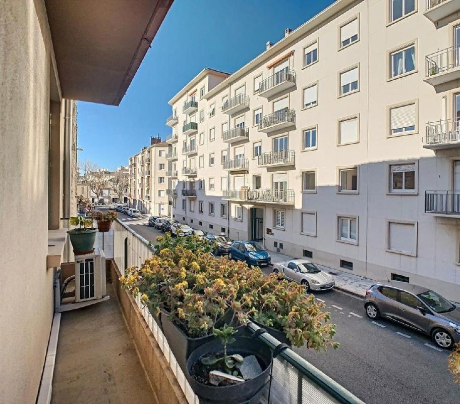 Beau F3, Renove, Calme, En Plein Centre De Nimes Leilighet Eksteriør bilde