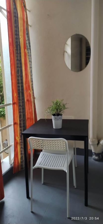 Beau F3, Renove, Calme, En Plein Centre De Nimes Leilighet Eksteriør bilde